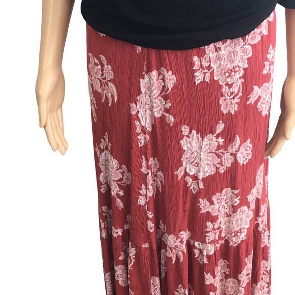 See you Monday Floral Print Maxi- Skirt in Red and White Size Medium - Picture 3 of 9
